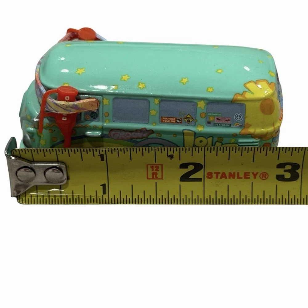 Disney Pixar Cars VW Bus Pit Crew Member Fillmore 2015 1:55 Diecast Hippie‎ Van